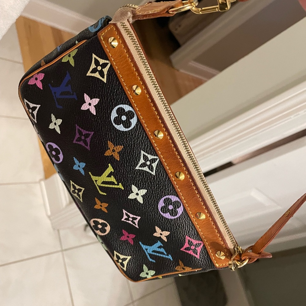 Louis Vuitton Takashi Murakami Pochette